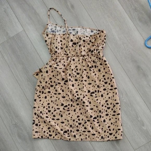 SHEIN Tan and Black One Strap Dress - Picture 9 of 14